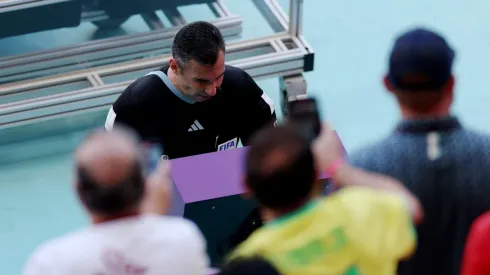 Mario Escobar es elogiado por su arbitraje