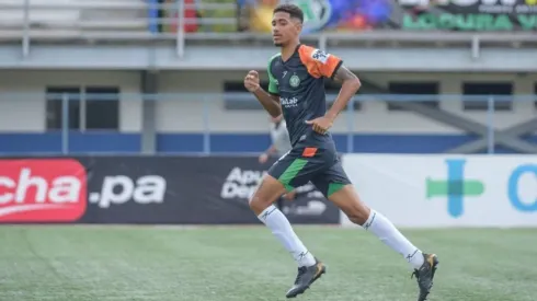 Gabriela Villagrand marcó un triplete con Saprissa