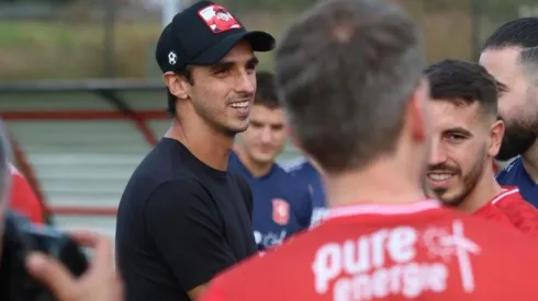 Bryan Ruiz visitó a su exequipo en el CAR de Aalajuelense (LDA)
