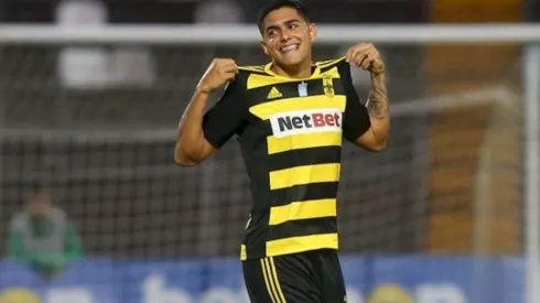Luis Palma marcó un golazo en el triunfo de Aris