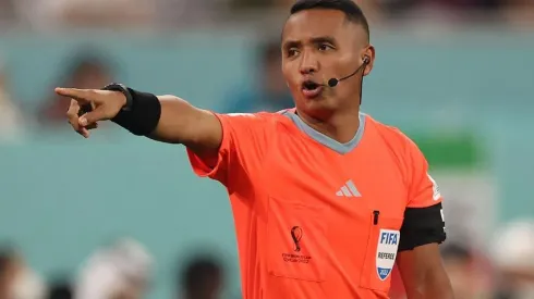 Iván Barton es nominado a árbitro del año