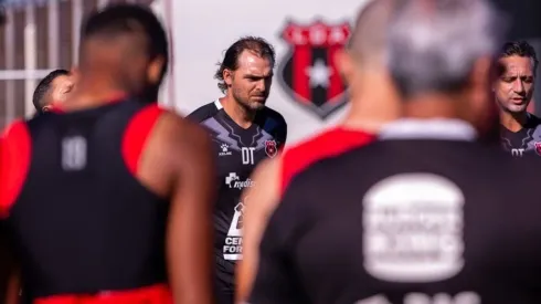 Andrés Carevic entrena con el plantel completo de cara al próximo torneo (LDA)
