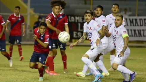 Liga Mayor de Fútbol de El Salvador se acerca a Europa