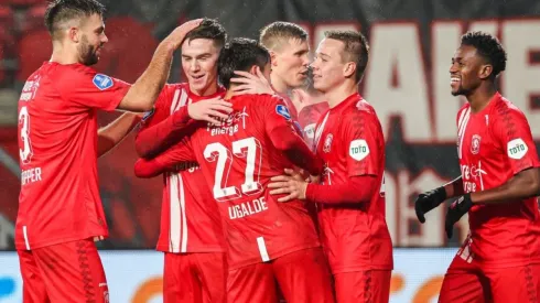 El twente avanzó a la siguiente ronda en el torneo de Copa en Países Bajos (FC Twente)