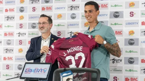 Justin Monge desea consolidarse en Saprissa y convertirse en el delantero de La Sele.