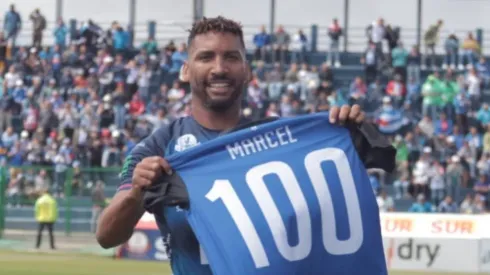 Marcel Hernández llegó a 100 goles en Costa Rica.
