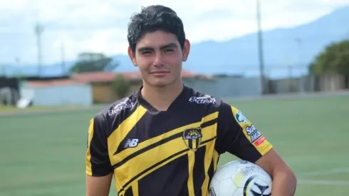 Oficial: Navas jugará en Segunda División