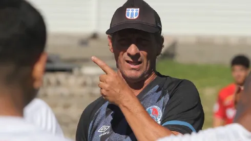 Pedro Troglio confirma sí hará más contrataciones para Olimpia