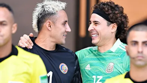 Diario mexicano señala que Memo Ochoa es "mucho mejor" que Keylor Navas
