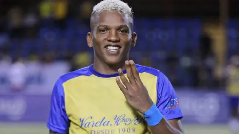 Ronaldo Córdoba podría ser legionario