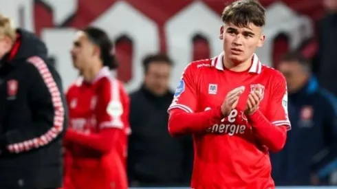 Twente de Manfred Ugalde es eliminado por Ajax en Copa de Países Bajos.