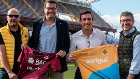 ◉ Las noticias de Saprissa hoy: visita desde España, novedad en las conferencias y ¿una muralla casi imbatible?
