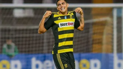 Luis Palma: De vender verduras, a brillar en el futbol de Grecia