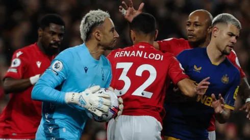 Keylor Navas resistió hasta donde pudo y Nottingham Forest perdió 2-1 ante Newcastle (VIDEO)