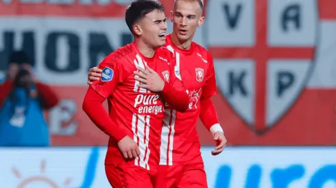 Manfred Ugalde se lesionó en su mejor momento con el Twente: ¿Cuándo volverá a jugar?