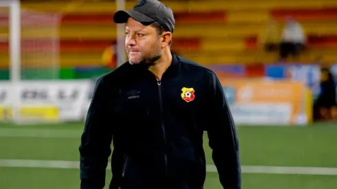 Jafet Soto se pasó por alto el silencio manudo y anunció la sede de Alajuelense para el juego ante Herediano