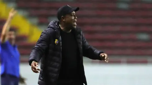 Hernán Medford maneja oferta de club sudamericano