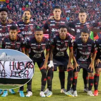 Barra de Alajuelense le dejó fuertes mensajes al plantel (FOTOS)
