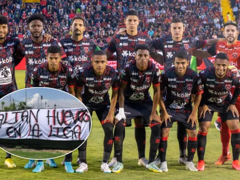 Barra de Alajuelense le dejó fuertes mensajes al plantel (FOTOS)