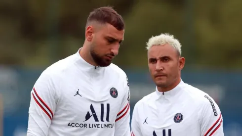 Donnarumma advierte a Keylor Navas sobre su posible regreso al PSG.