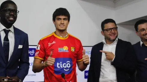 La reacción de los aficionados por Yeltsin Tejeda