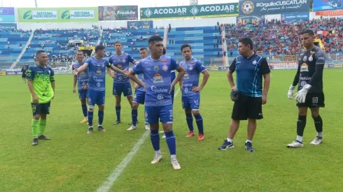 FESFUT canceló dos torneos más en El Salvador tras la tragedia en el Cuscatlán.
