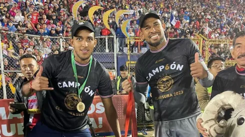 Xelajú confirma la baja de un panameño