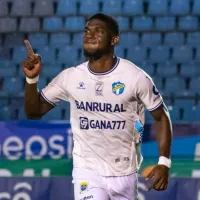 Estos serían los clubes que buscan Azarías Londoño y lo alejan de Comunicaciones