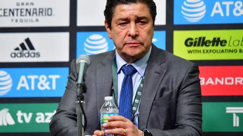 Luis Fernando Tena llenó de elogios a Nicholas Hagen