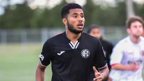 El Salvador pierde a una promesa contra una selección africana.