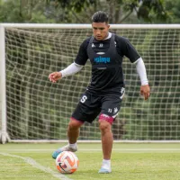 ¿Por qué Michael Chirinos no ha debutado con Saprissa?