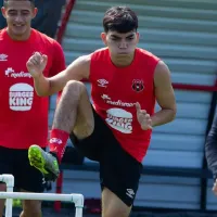 Leo Menjívar recibe una gran noticia en la Liga Deportiva Alajuelense