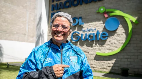 La costarricense Karla Alemán, nueva entrenadora de la selección femenina de fútbol de Guatemala, durante una entrevista con EFE el 8 de febrero de 2023 en Ciudad de Guatemala (Guatemala). EFE/Esteban Biba