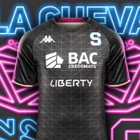 Camiseta del Saprissa es nominada a la mejor del mundo en 2023