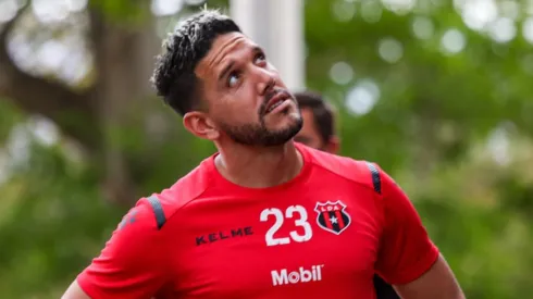 Leo Moreira impulsa la identidad manuda en Alajuelense