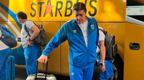 Tena no habló con la prensa y reveló el motivo