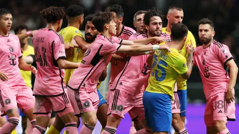 Al Nassr de Cristiano Ronaldo goleó a Inter Miami de David Ruiz y Lionel Messi