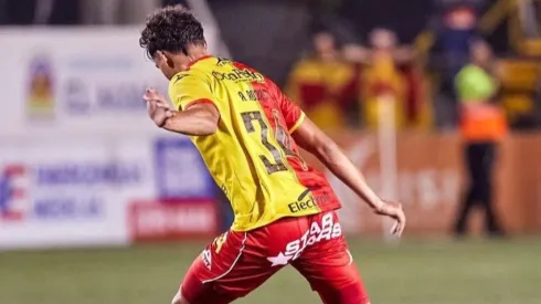 ¿Llegan ofertas? Herediano le coloca precio a su joya Andy Rojas en el mercado