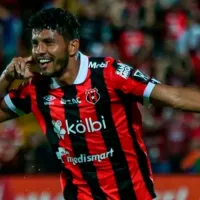 Johan Venegas se muestra comprometido con Alajuelense