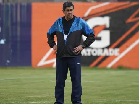 Tena no viajó con la Selección de Guatemala ¿Dirigirá ante Ecuador?