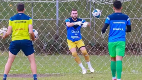 La Fesfut todavía debe completar unos trámites para que Rafael García juegue para El Salvador