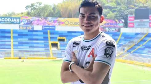 ¿Se derrumba? El valor actual de Leo Menjívar según Transfermarkt tras su poca actuación con Alianza