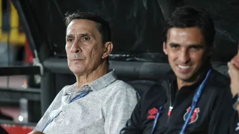 Alajuelense define el futuro de Guimaraes