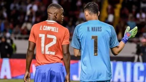 "Air Boeing 777": Joel Campbell no escatimó en su especial despedida a Keylor Navas