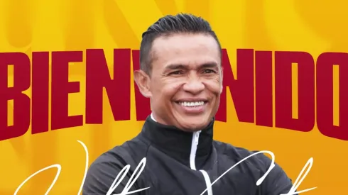 Jafet Soto escucha el pedido de Walter Centeno para su llegada a Herediano