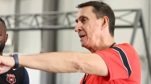 La escoba de Guimaraes: tras Lesme y Venegas, la nueva salida de Alajuelense