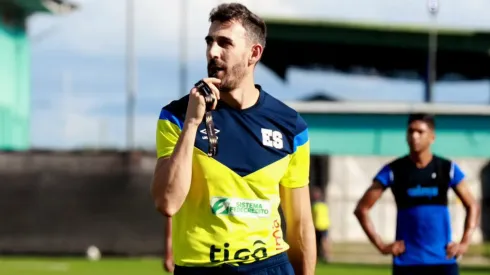 David Dóniga explicó las cargas que tenía El Salvador con su racha sin poder ganar