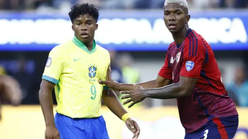 INGLEWOOD, CALIFORNIA - JUNE 24: Endrick of Brazil and Jeyland Mitchell of Costa Rica gesture during the CONMEBOL Copa America 2024 Group D match between Brazil and Costa Rica at SoFi Stadium on June 24, 2024 in Inglewood, California. (Photo by Ronald Martinez/Getty Images)