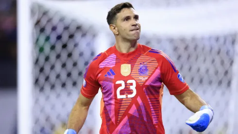 Dibu Martínez salvó a Messi y Argentina sigue con vida en la Copa América 2024