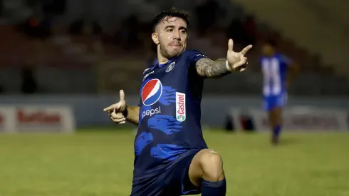 ¿Dejará Motagua para ir a un gigante de Argentina? Agustín Auzmendi confirma su situación